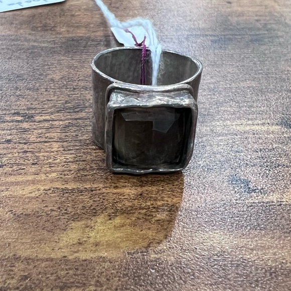 Silpada Smokey Topaz Hammered Ring size 7 - Picture 3 of 8